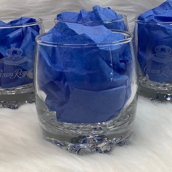 Crown Royal Set of 4 Etched Crystal Low Ball Rocks Glass Whiskey Glasses Barware - Picture 5 of 16